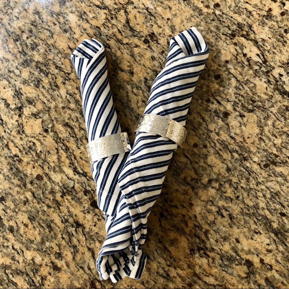 Silver Plated Napkin Rings - Picture 5 of 12